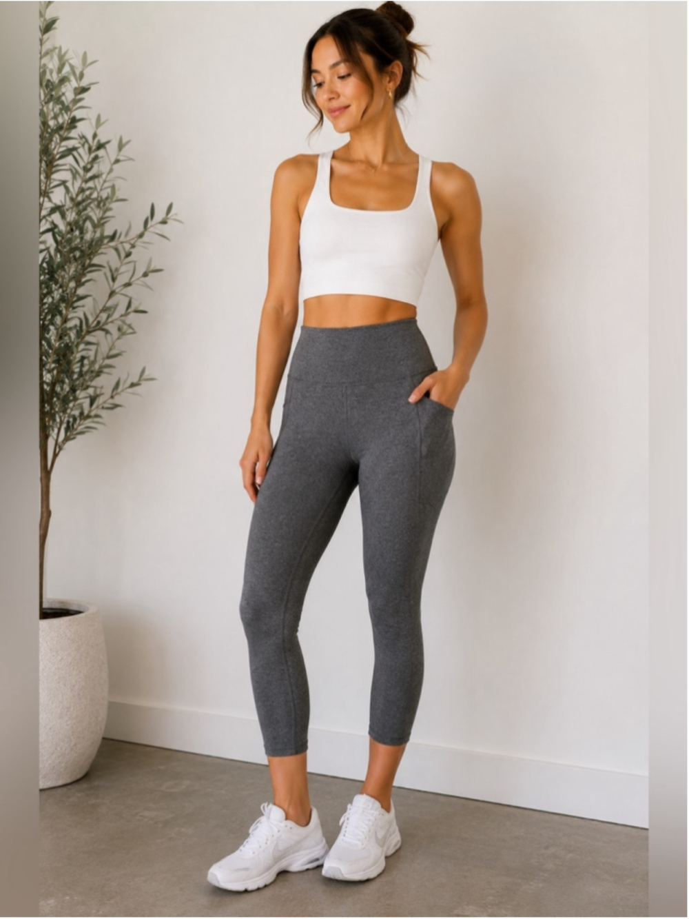 Quince Charcoal Gray High-Waist Capri Crop Leggings Size L Athleisure Activewear
